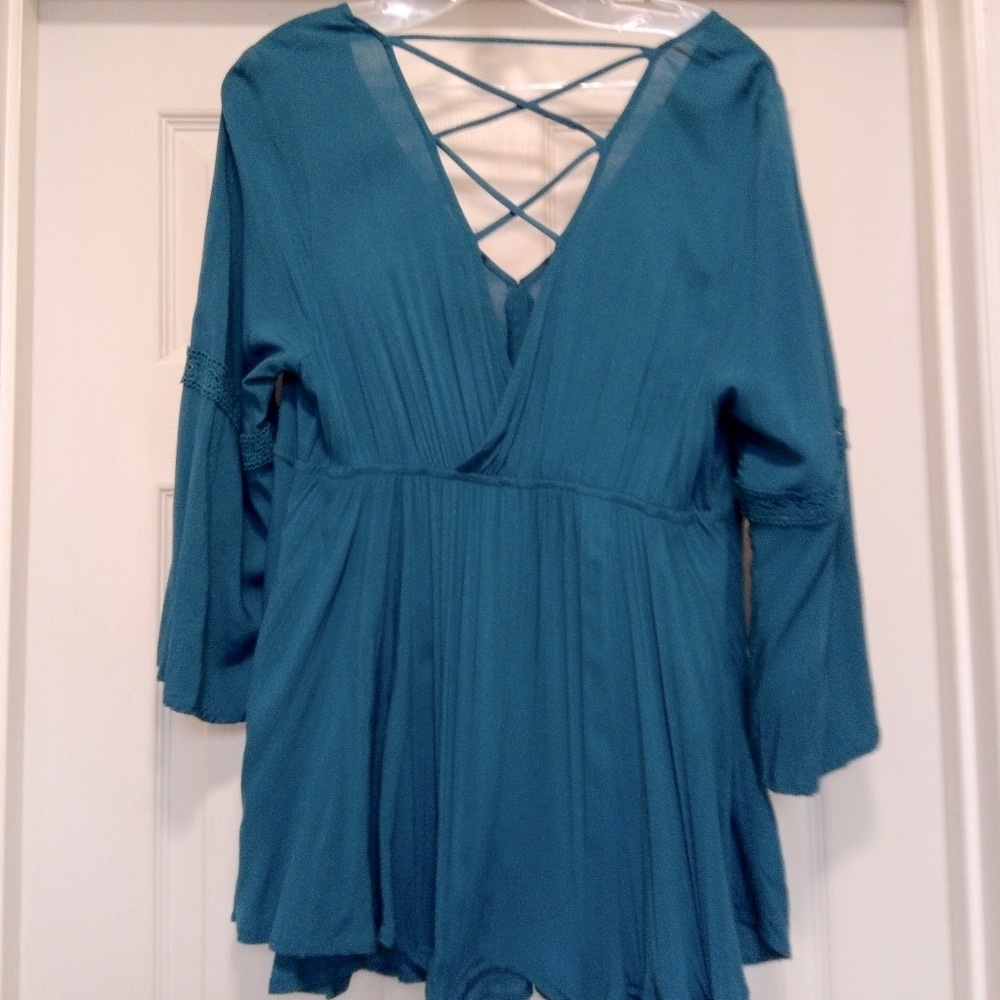 Boho Style Top 💙size 14💙 Teal color💙3/4sleeve like New**tunic style••